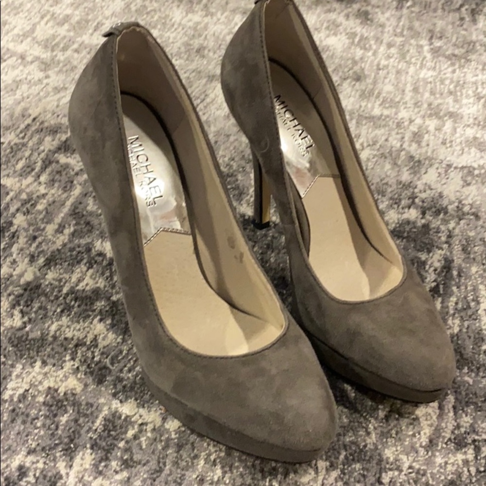 Michael Michael Kors grey suede heels